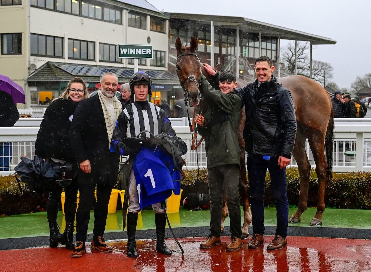 Connections celebrating a Joe Tickle Racing winner